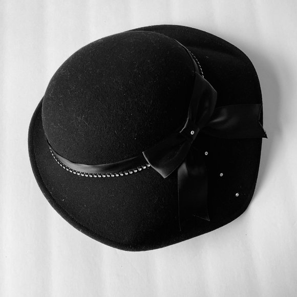 VINTAGE Fabini Women's Black Wool Hat EUC - Picture 5 of 6